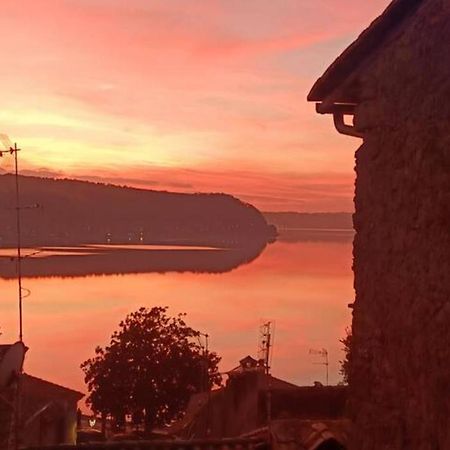 La Torretta Del Lago Anguillara Sabazia Eksteriør billede